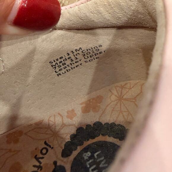 Livie & Luca Girl's Sage Hook and Loop Mary Jane Shoe Light Pink size 11 - Picture 6 of 6